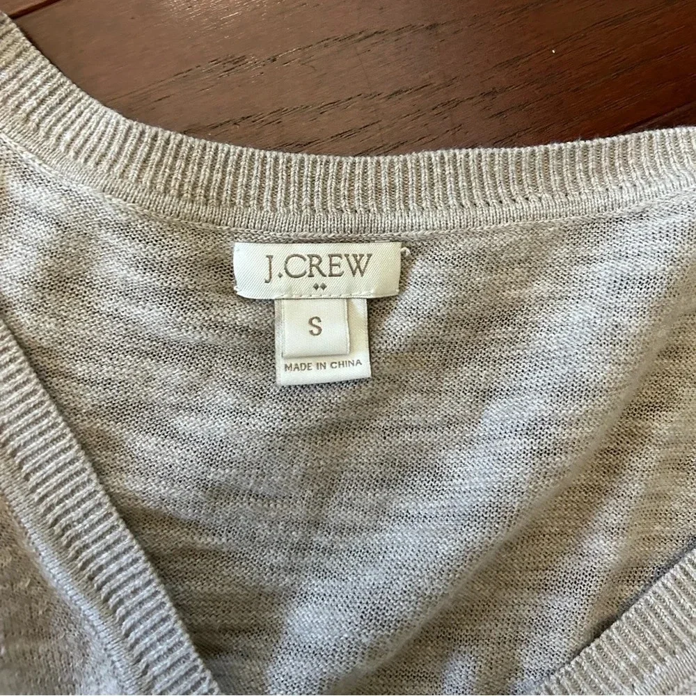 j crew 100% cotton vneck sweater size S 3/4 sleeve beige color excellent cond
